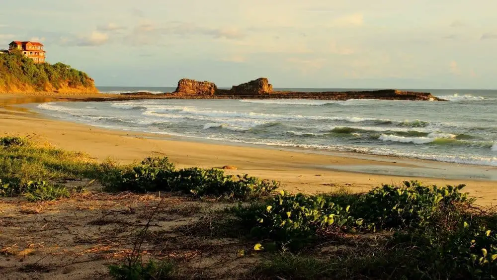 Nicaragua surfing waves 