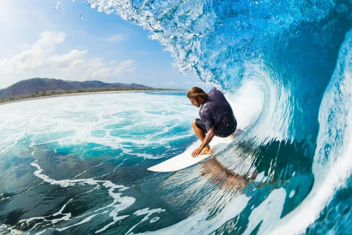 Who Surfed The Biggest Wave?