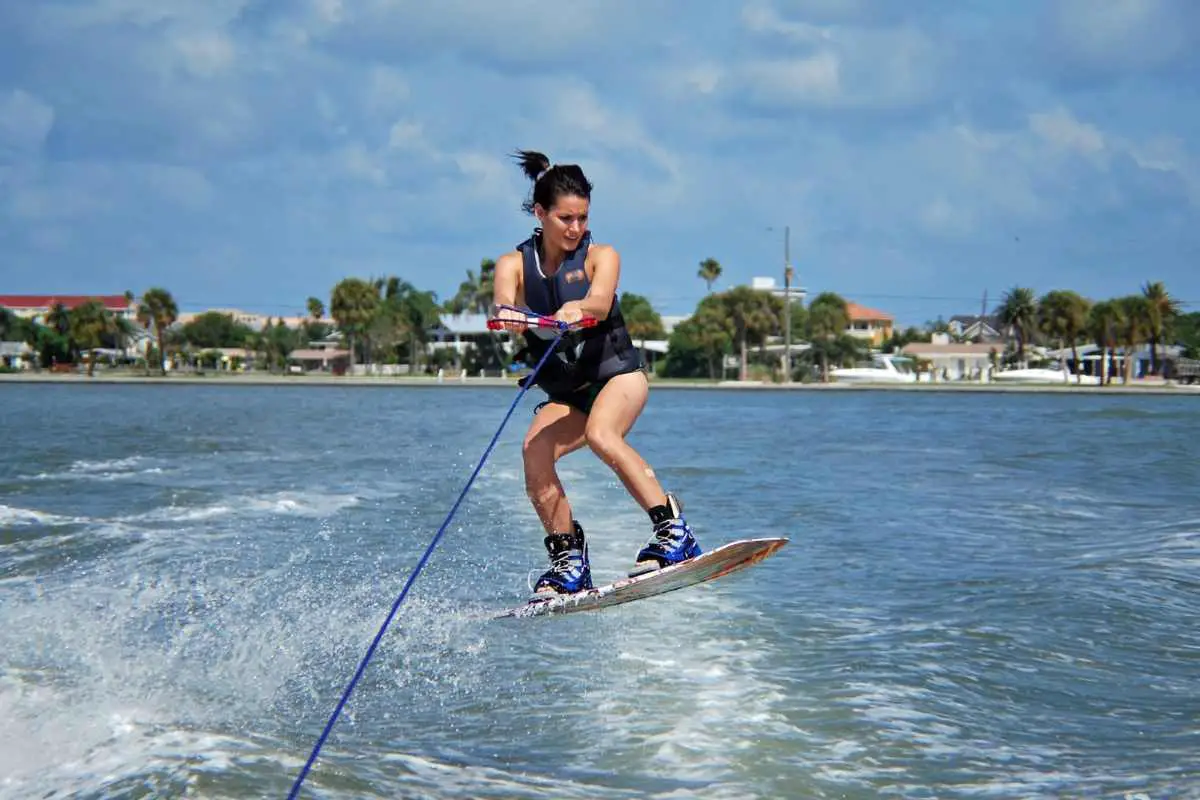 Surfing vs Wakeboarding A Comprehensive Comparison 2024