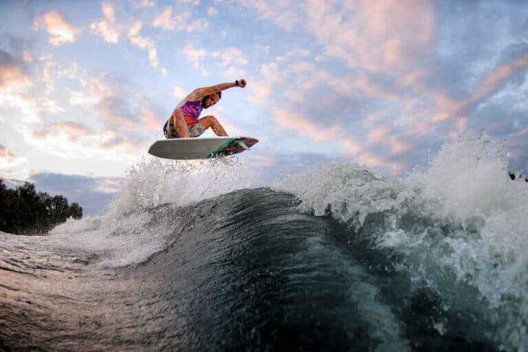 Surfing Tricks Master the Waves with Expert Techniques