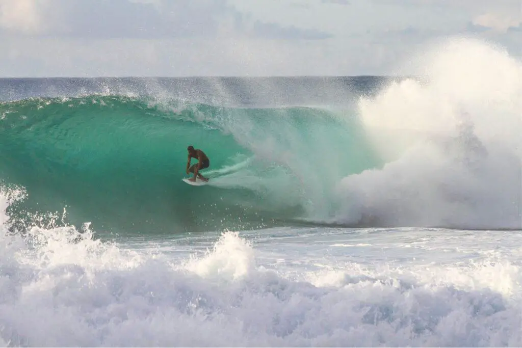 learn surfing Fiji